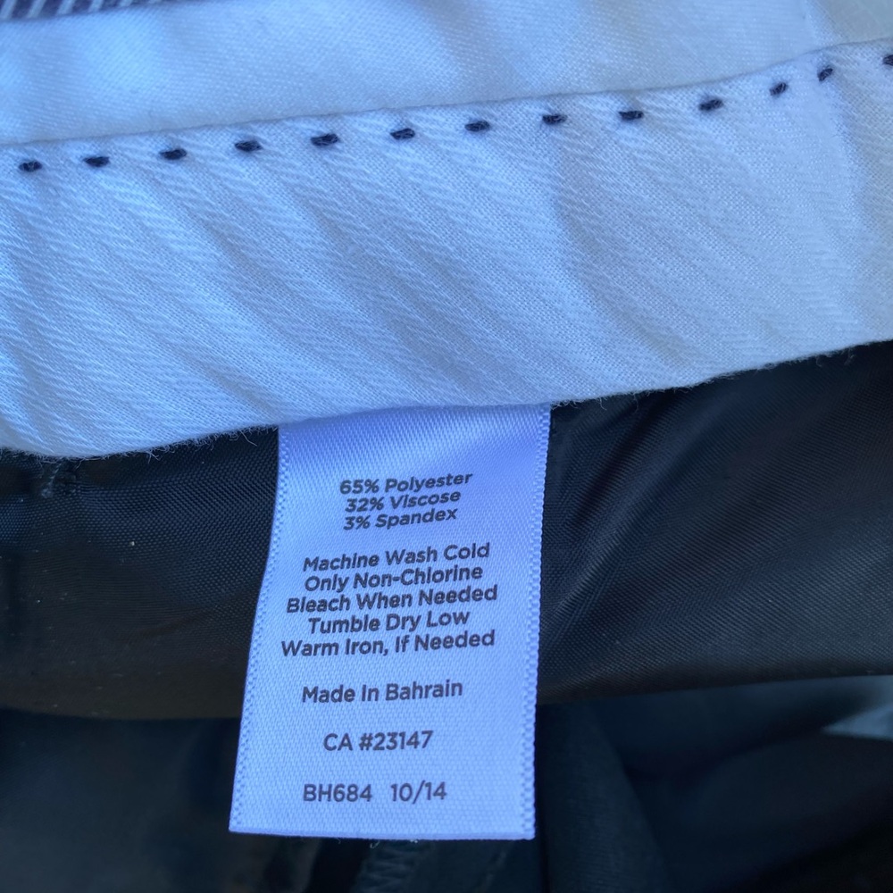 Talbots - Woman’s black high rise trousers, Size: 8P - Picture 6 of 7
